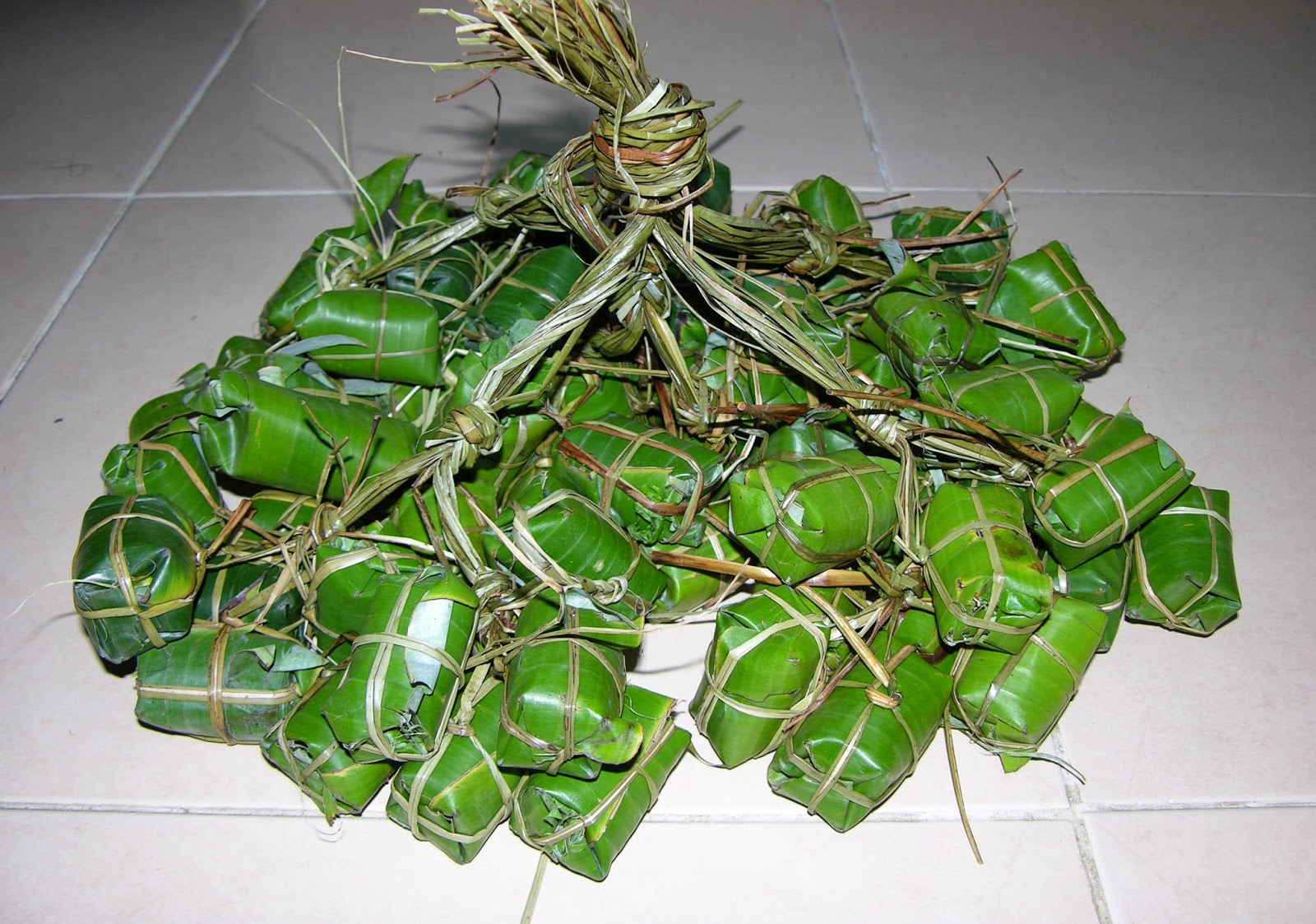 Bí quyết cách làm nem chua chay chuẩn vị - Đậm đà, an toàn tại nhà