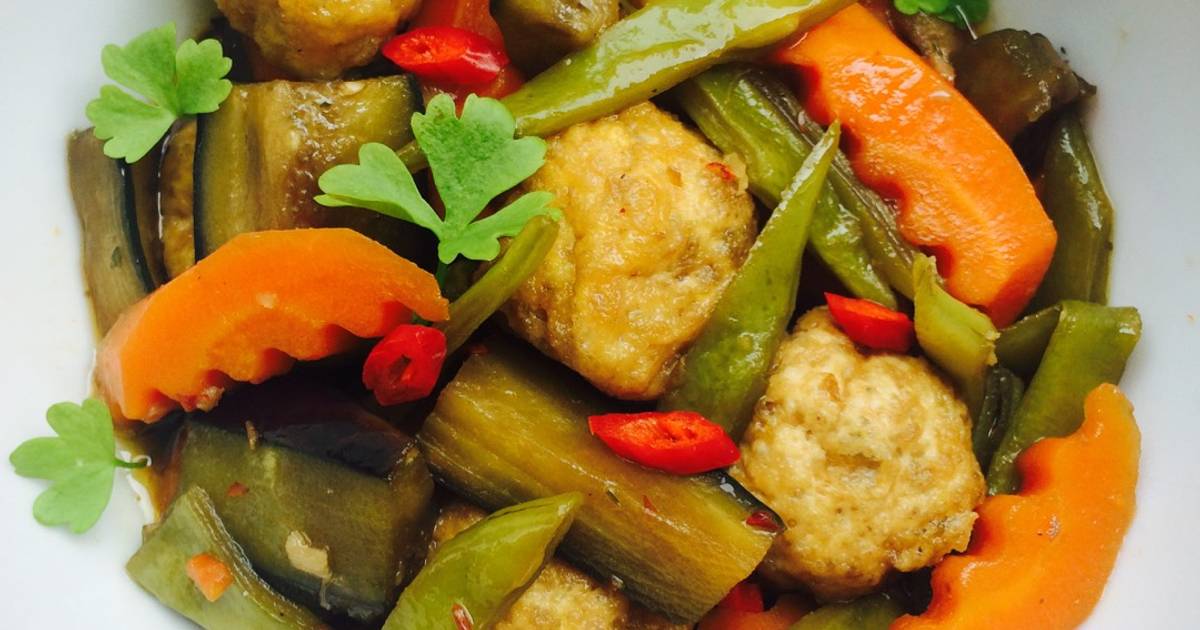 Cách làm Rau củ kho tương - Bí quyết chế biến món ăn truyền thống đậm đà hương vị Việt