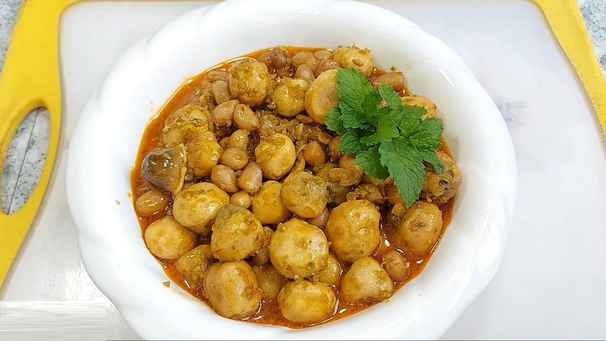 Vị thuốc nam trong các món chay – Bí quyết nâng tầm hương vị và sức khỏe 1 Vị thuốc nam trong các món chay – Bí quyết nâng tầm hương vị và sức khỏe